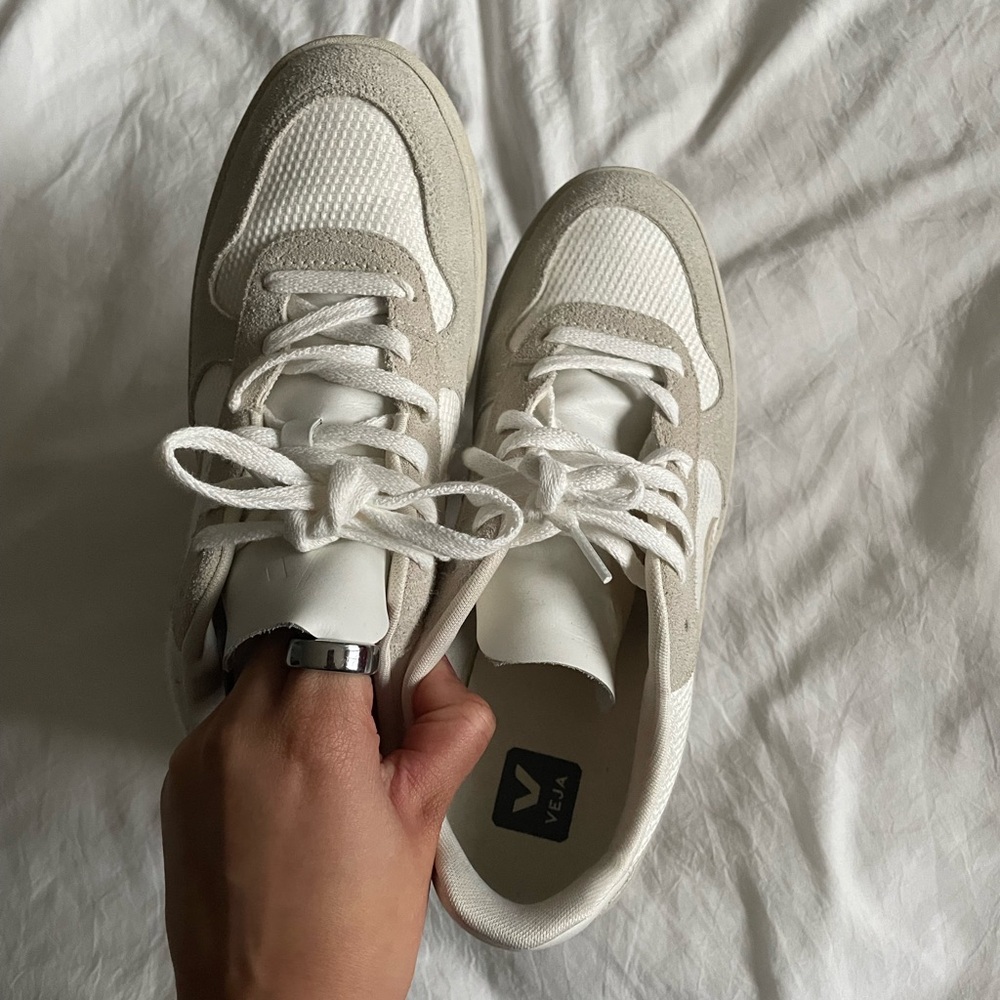 Veja V10 White and Tan Sneakers